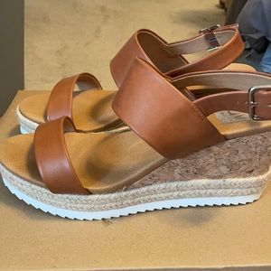 Summer Wedges!
